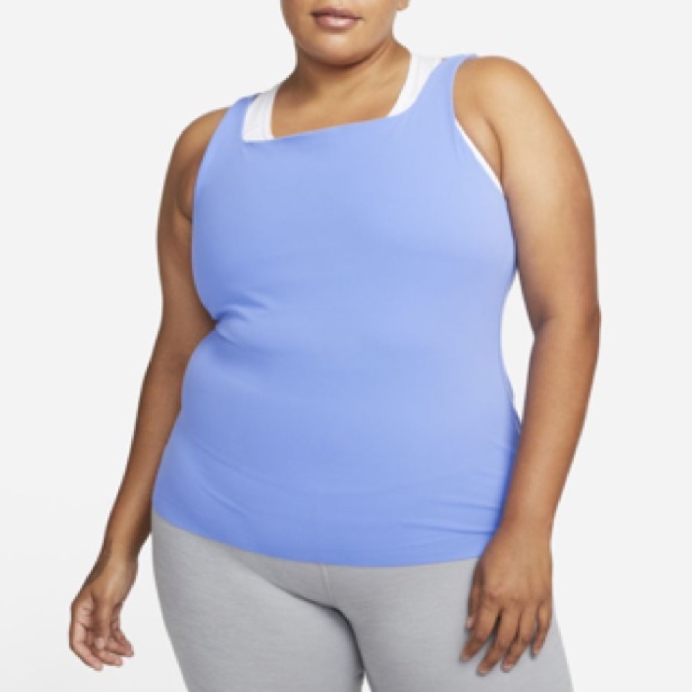 Nike Yoga Luxe Women’s Plus Size  Blue Tank Top Sz 1X NWT